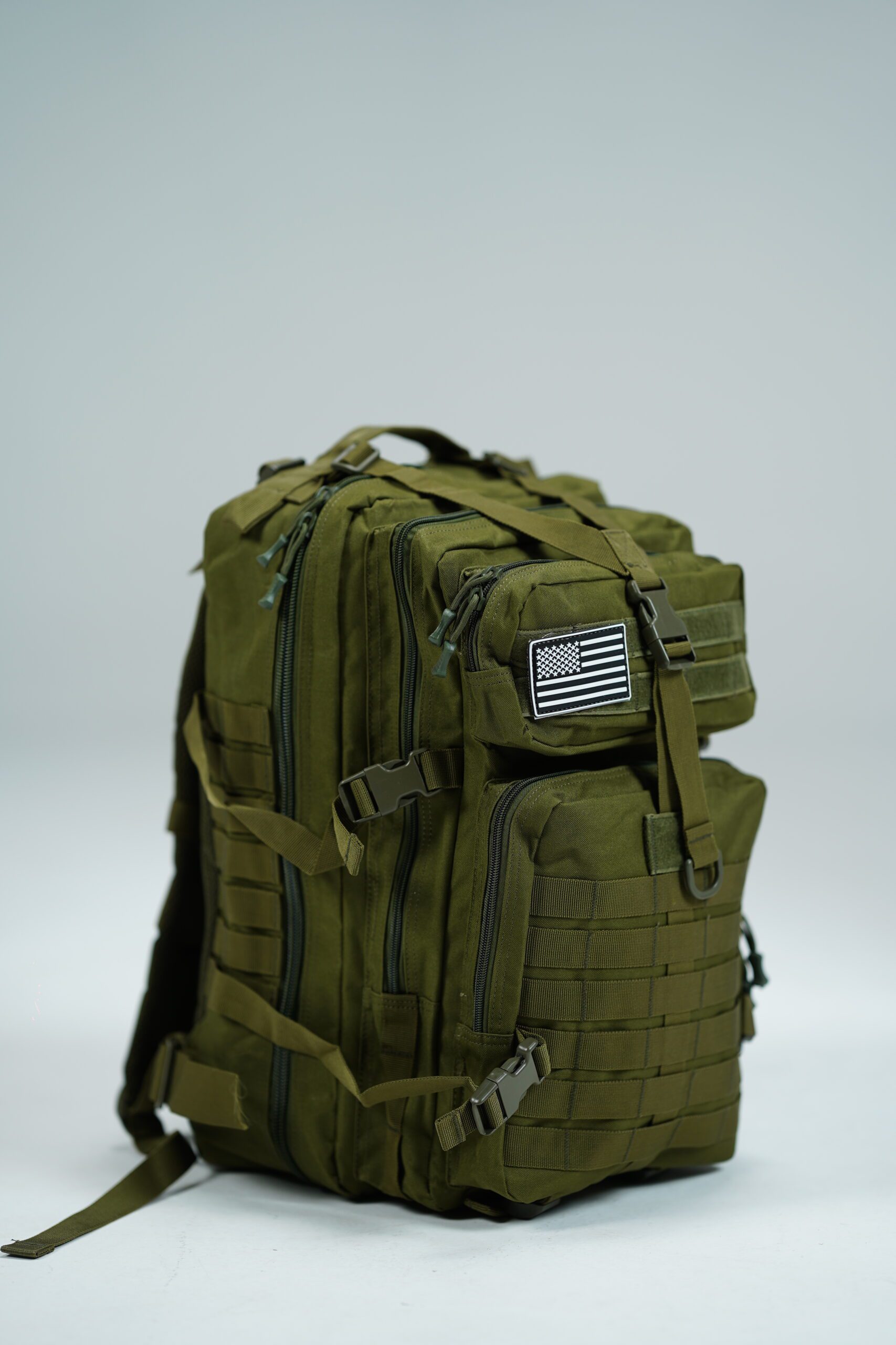 کوله تاکتیکال طبیعت‌گردی با جیب‌های متعدد