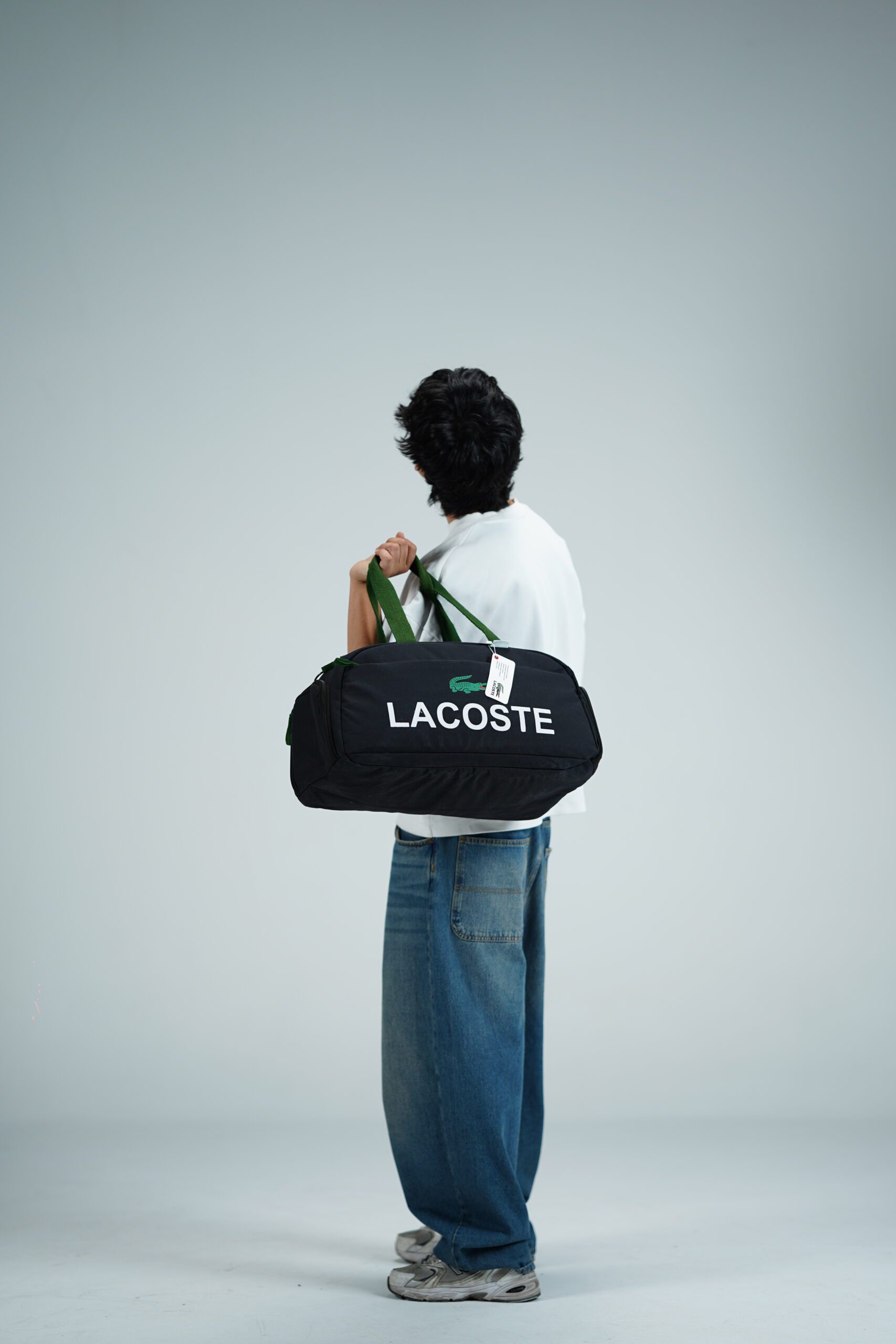 ساک ورزشی لاگوست کیف باشگاه جاکفشی دار لاگوست رنگ مشکی